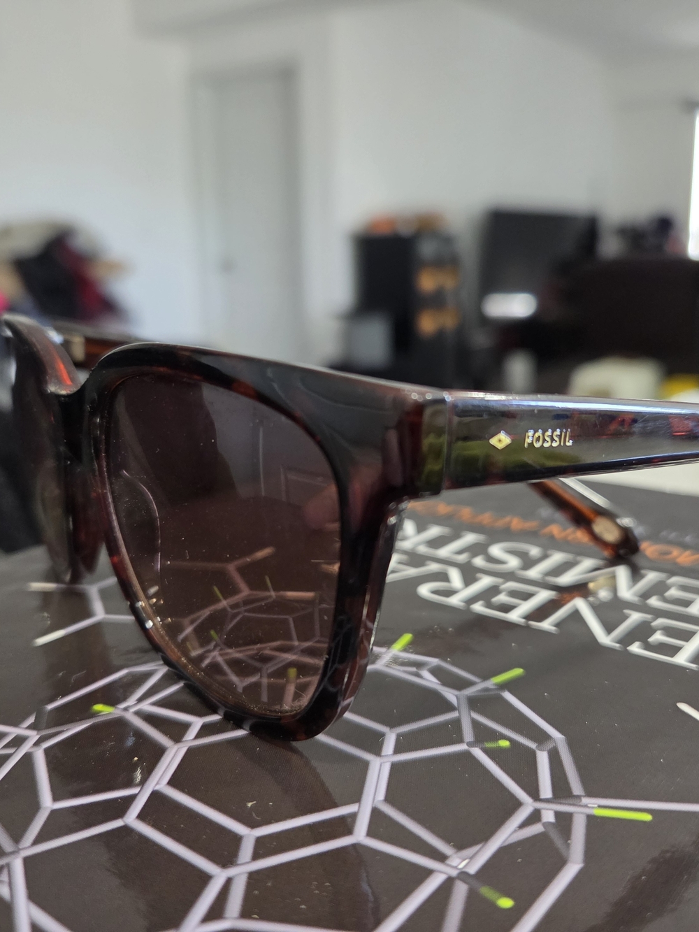 Fossil Women's Tortoiseshell Frame Sunglasses with Brown Lenses